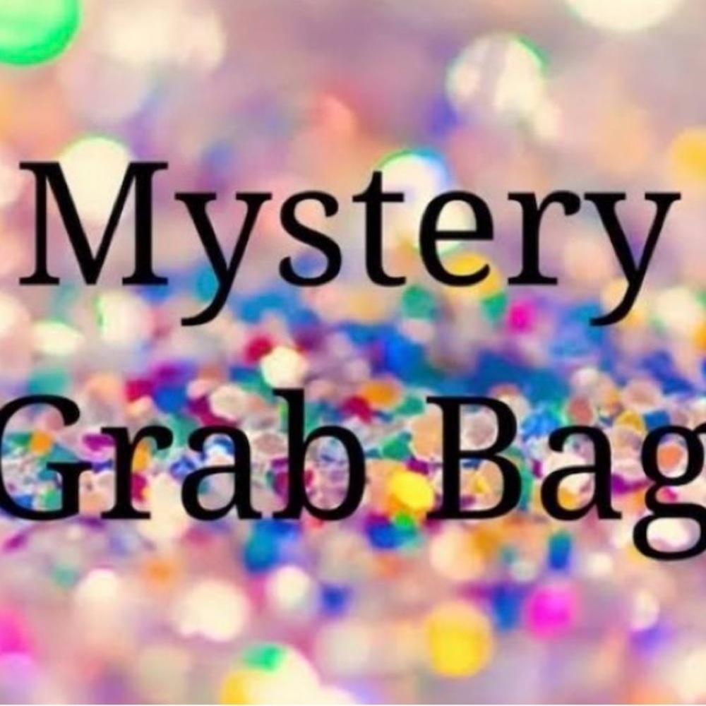 5 pairs of Paparazzi earrings Mystery Bag!!